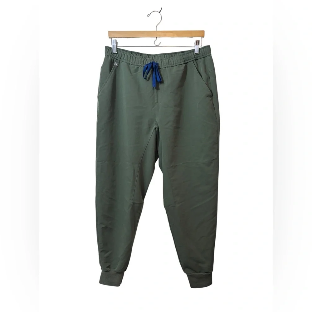 Figs | scrub pants L/S large short